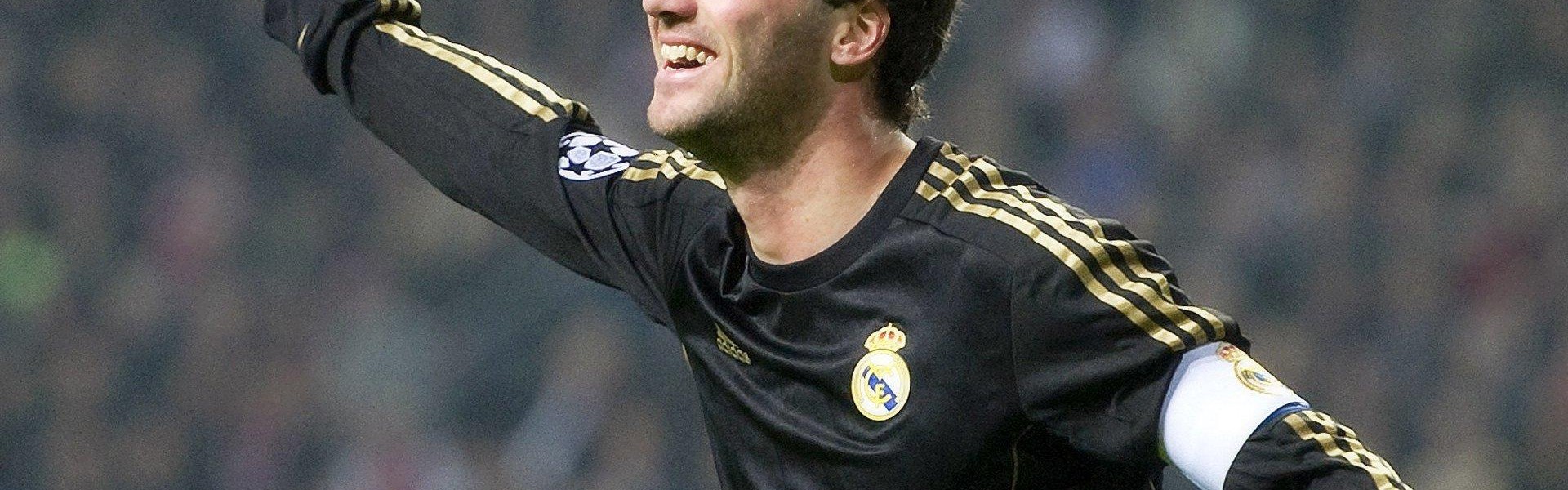 搜狐体育直播-法甲外援综合评价标准详解：多维评分系统构建逻辑