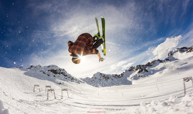 搜狐体育直播-深圳酒吧欧冠直播及球迷聚会活动介绍