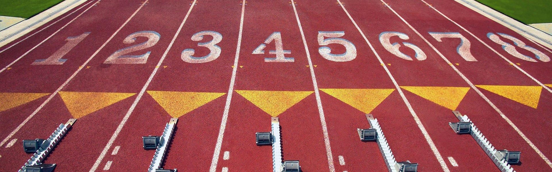 搜狐体育直播-朱·霍乐迪在雄鹿防守体系中的作用为总冠军保驾护航